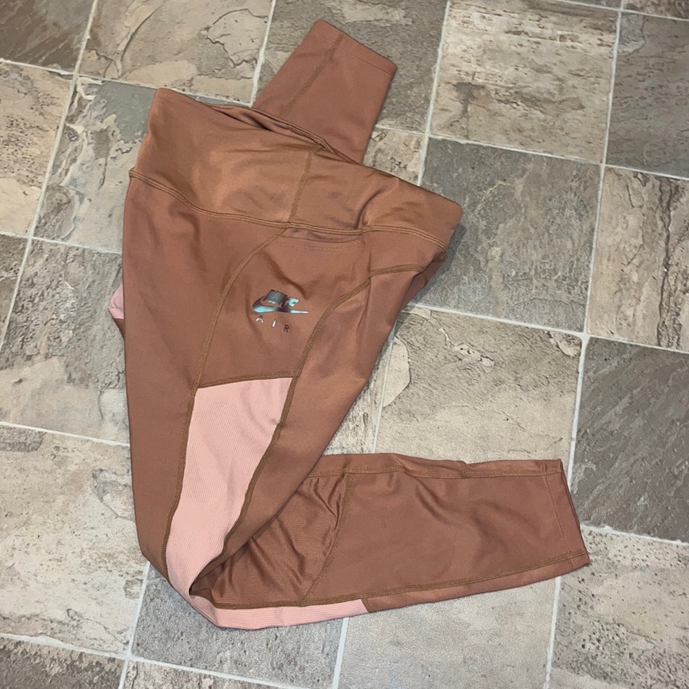 Nike leggings
